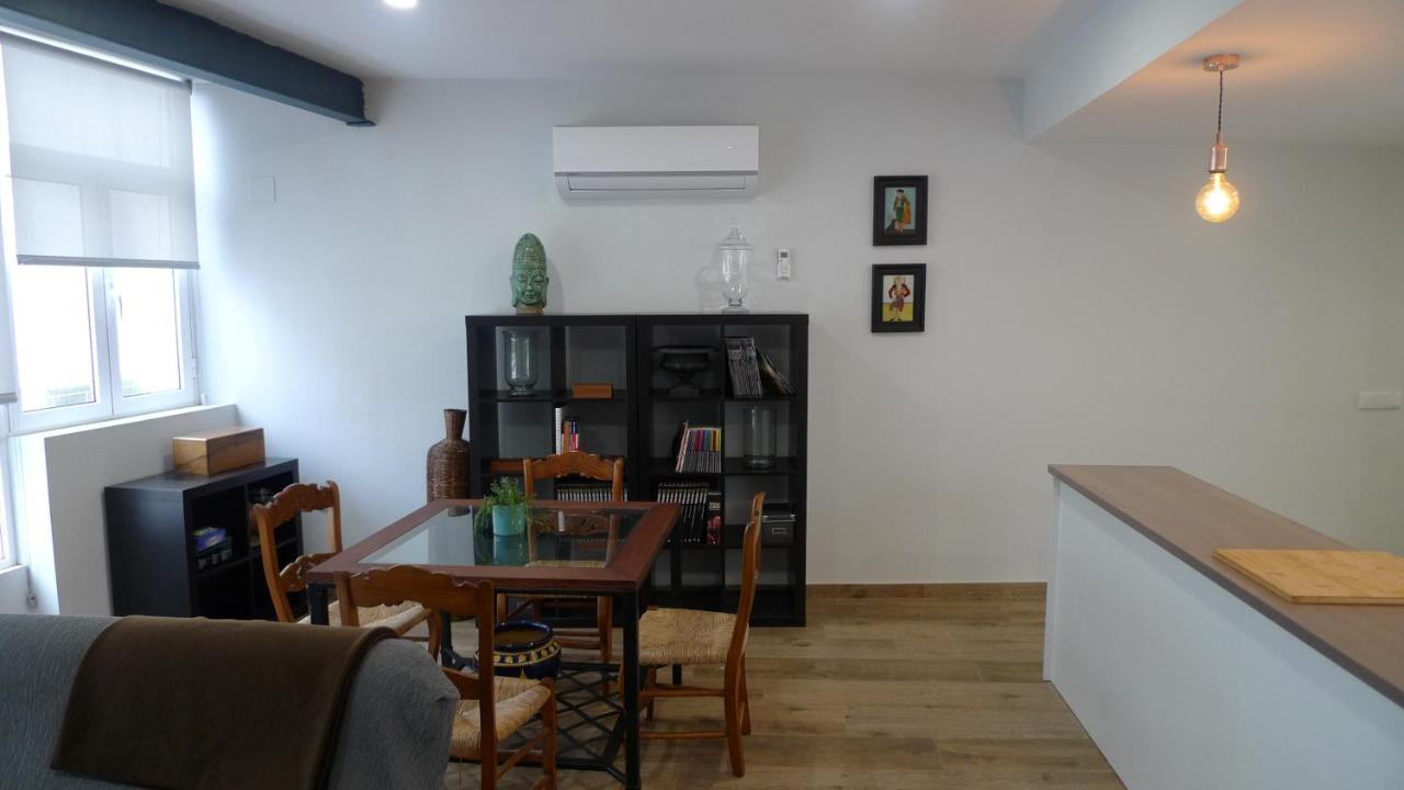 Апартаменты Living Triana House Севилья Экстерьер фото